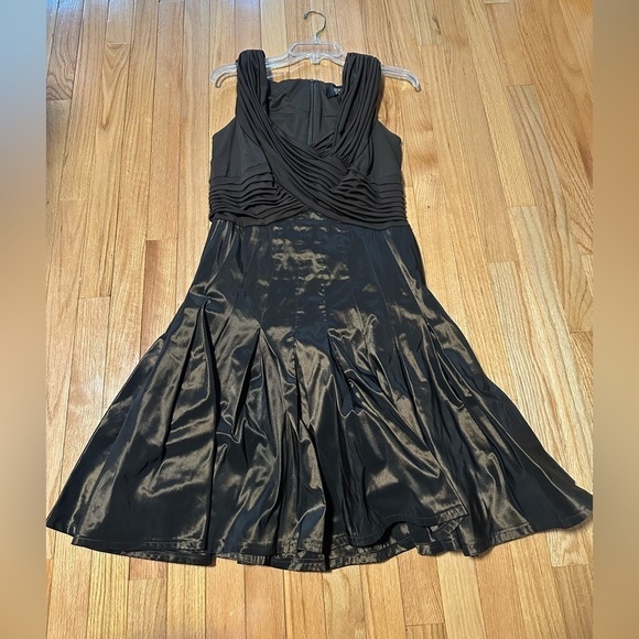TADASHI Dark Brown Sleeveless Dress Size 8 - Picture 1 of 6